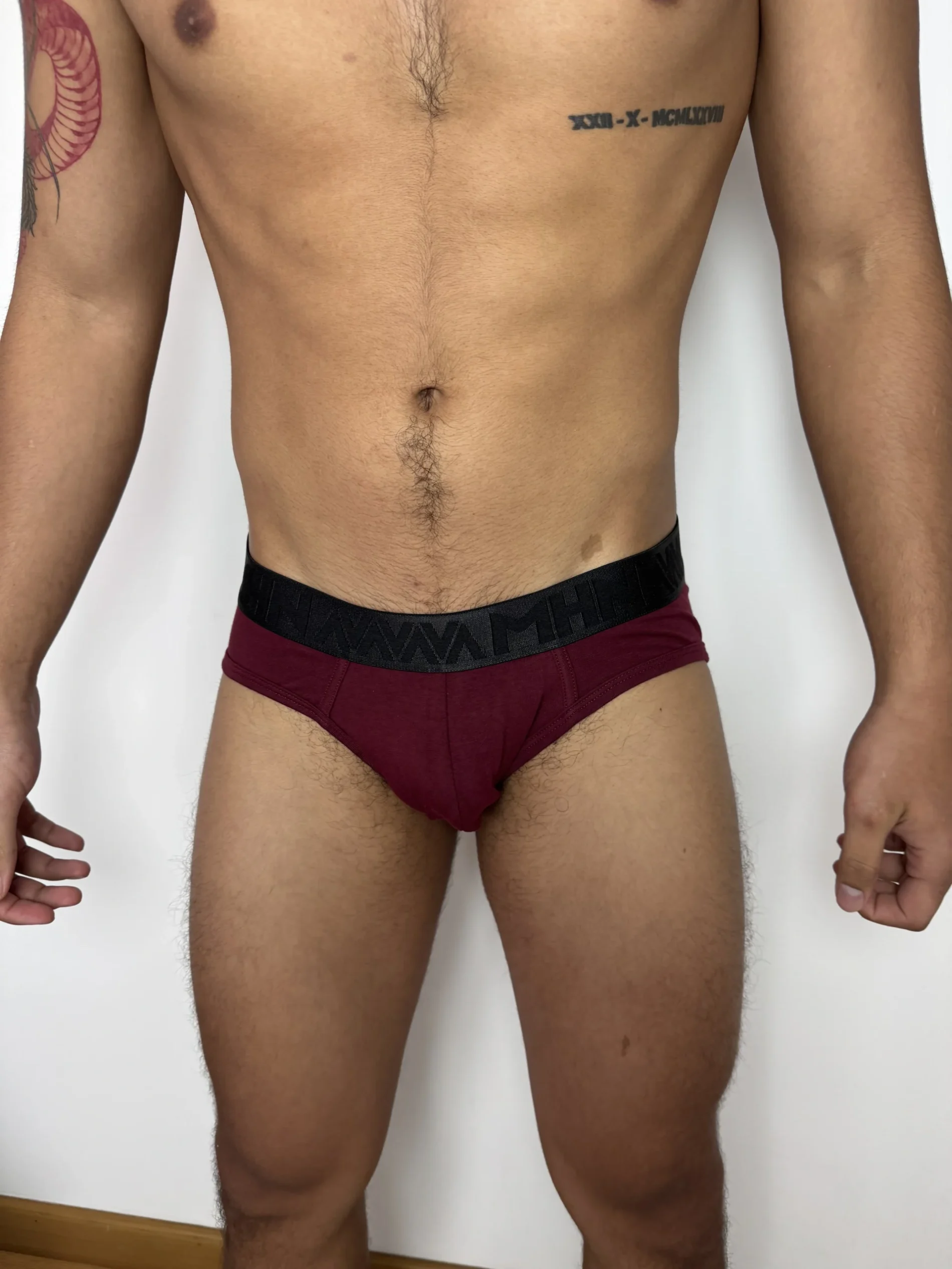 Brief Bikini Merlot Elástico Negro