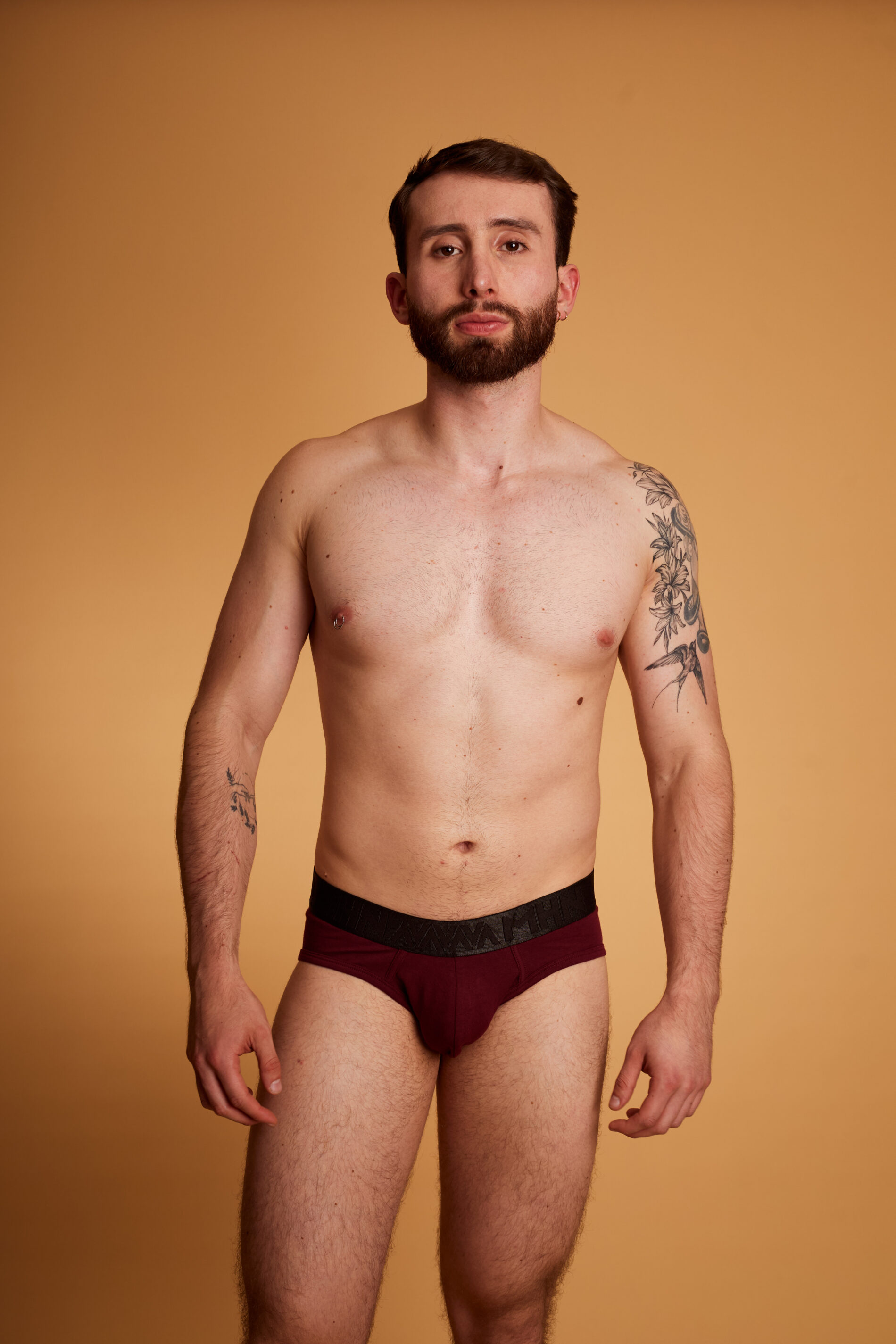 Brief Bikini Merlot Elástico Negro