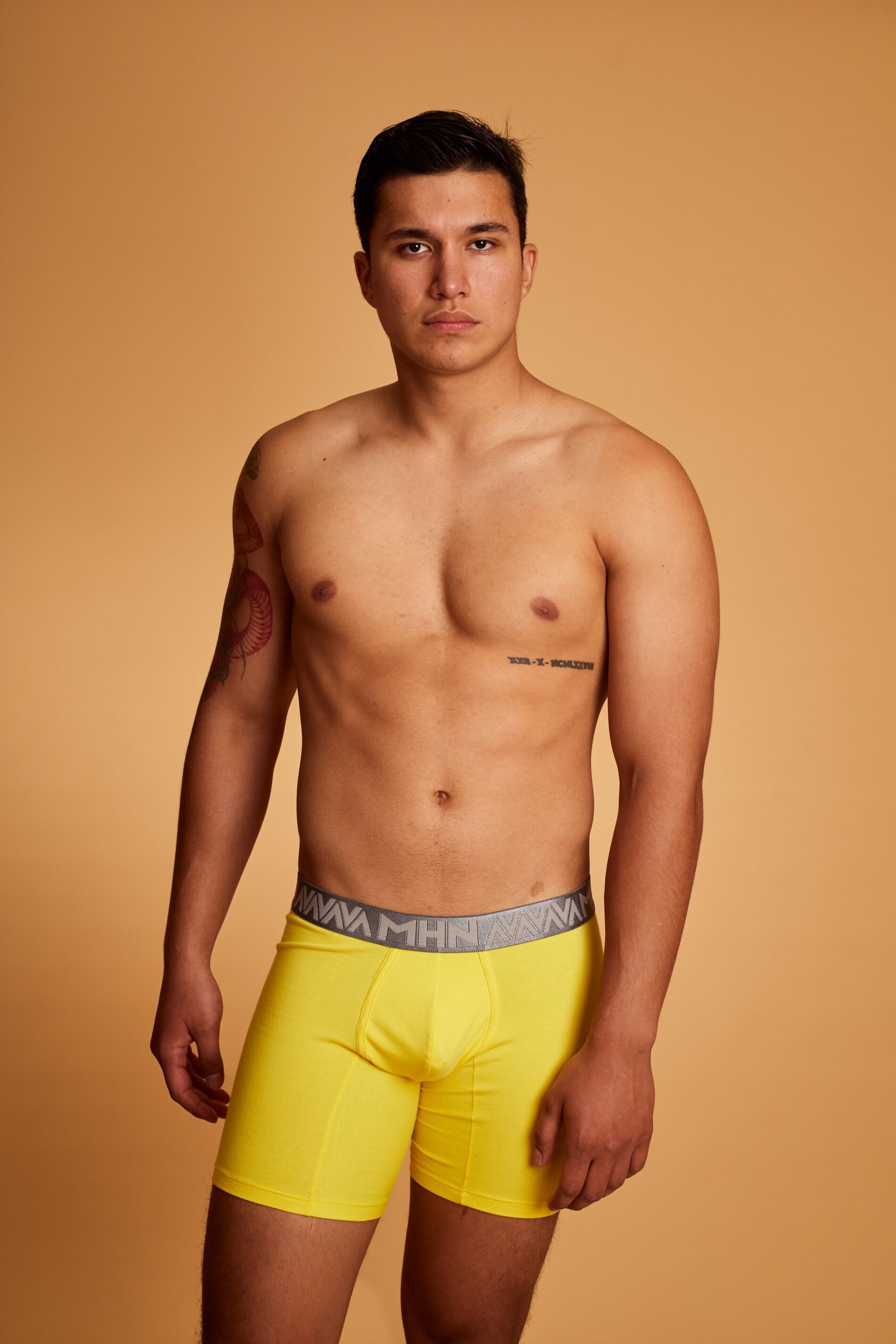 Boxer Amarillo 2025 Elástico Gris Oscuro