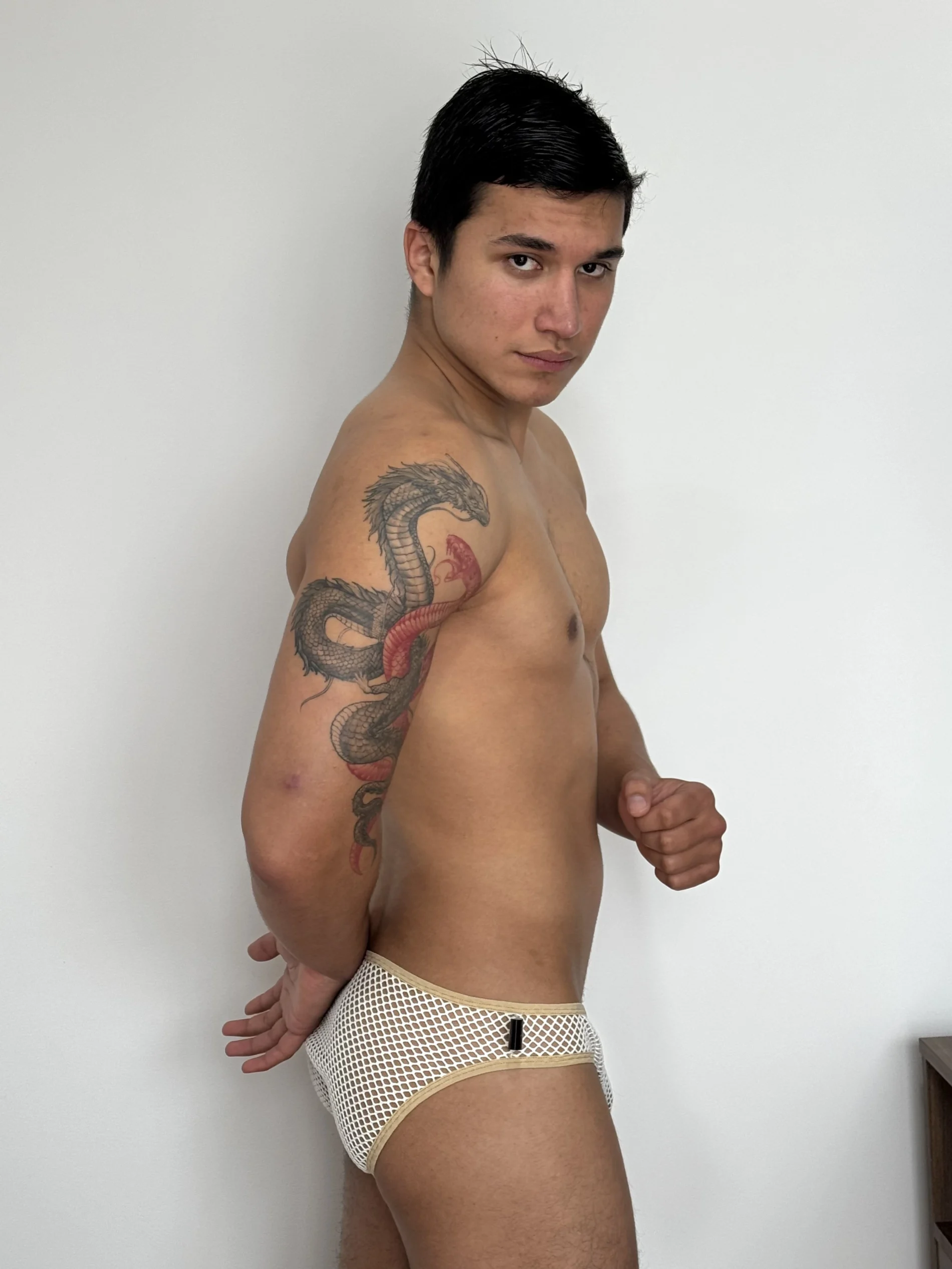 Tanga Narizona Crochet Malla Hueso Color Hueso Elástico Dorado