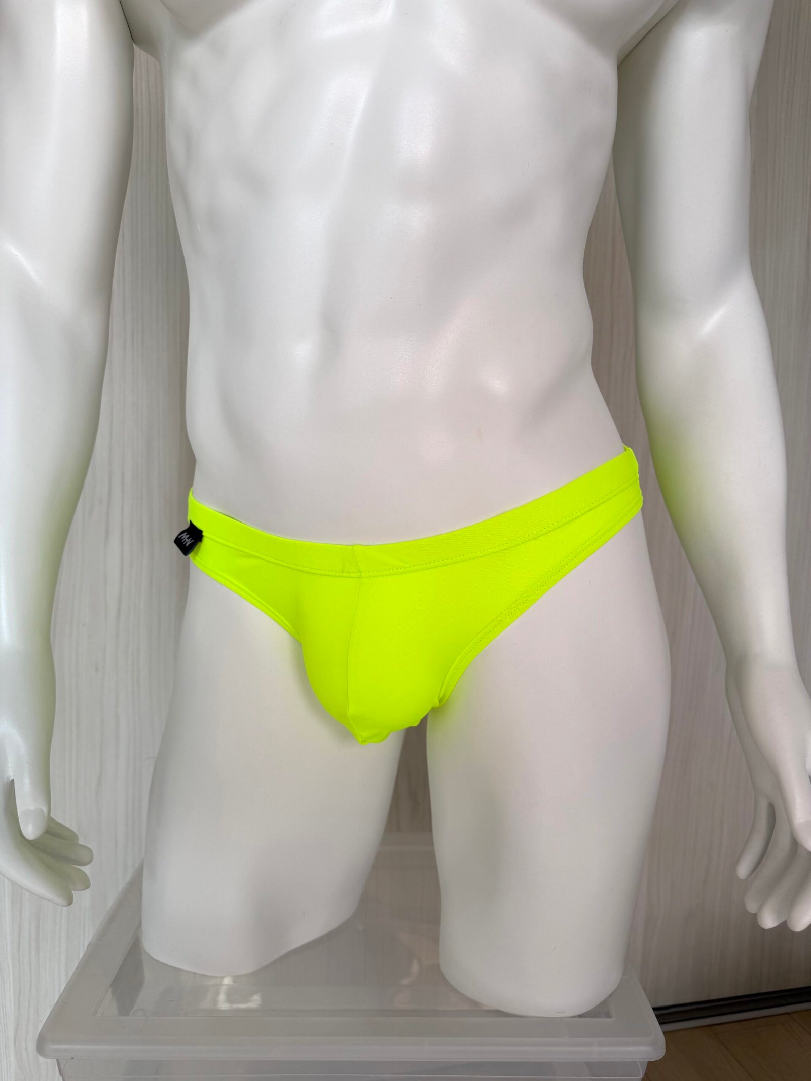 Tanga Narizona Microfibra Neon